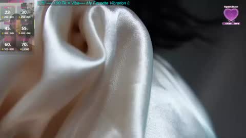 Snapshot of cerecitaqueen chatting on 07-28-26, 07:39 Cerecita online show from 07-28-26, 07:39