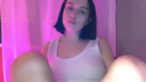 Snapshot of cerisedood82 chatting on 12-17-25, 08:26 Eva online show from 12-17-25, 08:26