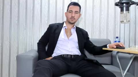 Cesar online show from 11-15-25, 04:03