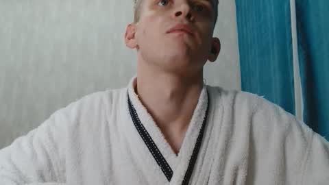 Snapshot of ch1lldril chatting on 12-13-25, 10:48 ch1lldrill online show from 12-13-25, 10:48