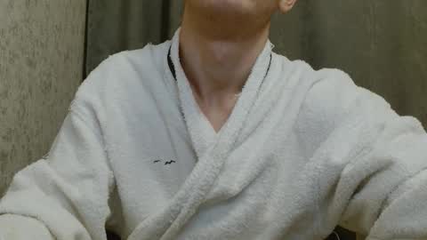 Snapshot of ch1lldril chatting on 12-14-25, 10:14 ch1lldrill online show from 12-14-25, 10:14