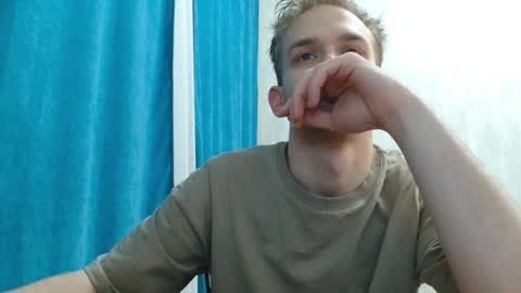 Snapshot of ch1lldril chatting on 01-15-26, 10:35 ch1lldrill online show from 01-15-26, 10:35