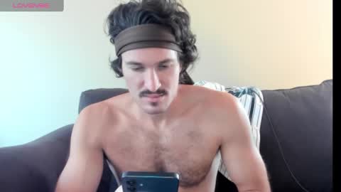 Snapshot of chadpowerz chatting on 09-18-25, 05:59 Lydong online show from 09-18-25, 05:59