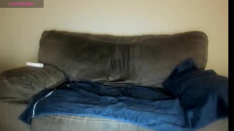 Snapshot of chadpowerz chatting on 09-27-25, 03:22 Lydong online show from 09-27-25, 03:22