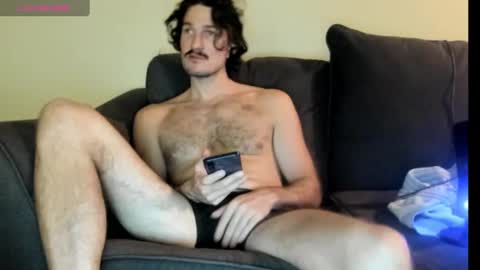 Snapshot of chadpowerz chatting on 10-03-25, 02:19 Lydong online show from 10-03-25, 02:19