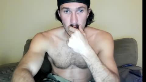 Snapshot of chadpowerz chatting on 10-05-25, 06:23 Lydong online show from 10-05-25, 06:23