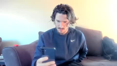 Snapshot of chadpowerz chatting on 10-28-25, 06:54 Lydong online show from 10-28-25, 06:54