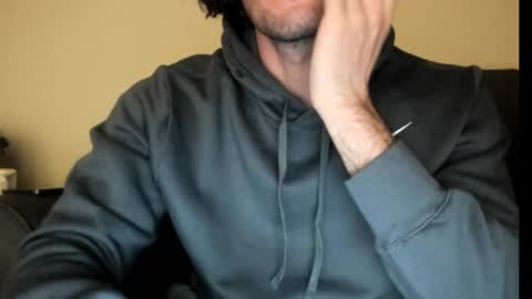 Snapshot of chadpowerz chatting on 11-19-25, 07:19 Lydong online show from 11-19-25, 07:19