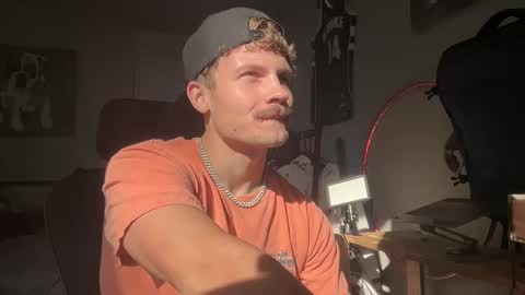 Snapshot of chadtitan chatting on 09-16-25, 02:18 ChadTitan online show from 09-16-25, 02:18
