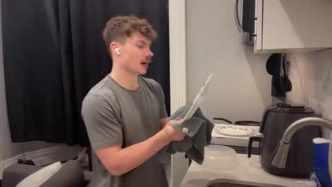 Snapshot of chadtitan chatting on 11-23-25, 01:27 ChadTitan online show from 11-23-25, 01:27