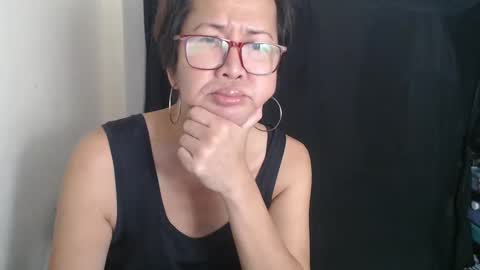 Snapshot of champaka123 chatting on 02-07-25, 03:45 champaka online show from 02-07-25, 03:45