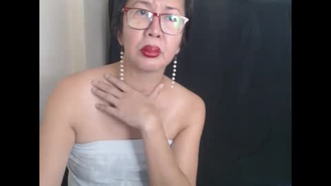 Snapshot of champaka123 chatting on 02-25-25, 03:20 champaka online show from 02-25-25, 03:20