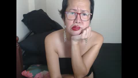 Snapshot of champaka123 chatting on 03-11-25, 02:54 champaka online show from 03-11-25, 02:54