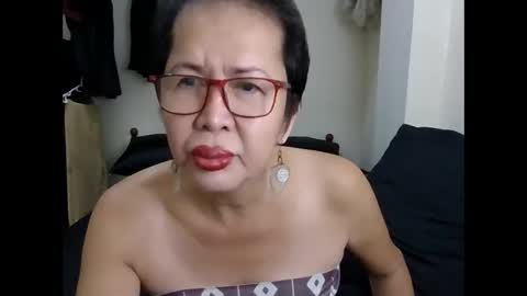 Snapshot of champaka123 chatting on 10-15-25, 01:39 champaka online show from 10-15-25, 01:39