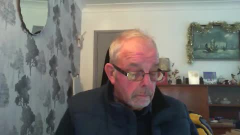 Snapshot of champers37 chatting on 12-20-24, 12:49 Champers online show from 12-20-24, 12:49