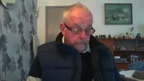 Snapshot of champers37 chatting on 01-10-25, 09:13 Champers online show from 01-10-25, 09:13