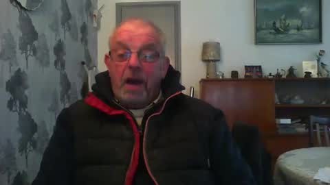 Snapshot of champers37 chatting on 01-15-25, 10:17 Champers online show from 01-15-25, 10:17