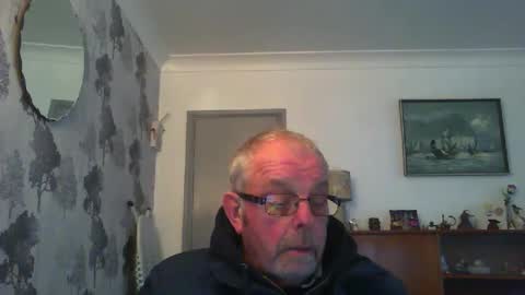 Snapshot of champers37 chatting on 02-04-25, 03:47 Champers online show from 02-04-25, 03:47