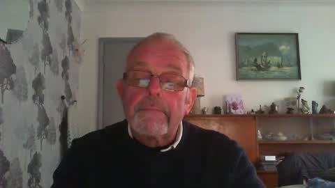 Snapshot of champers37 chatting on 02-17-25, 04:04 Champers online show from 02-17-25, 04:04