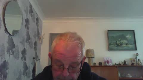Snapshot of champers37 chatting on 02-19-25, 03:05 Champers online show from 02-19-25, 03:05