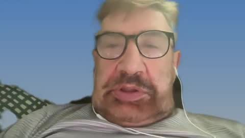 Snapshot of champsex305610 chatting on 01-26-25, 03:17 champsex305610 online show from 01-26-25, 03:17