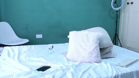 Kenji online show from 01-18-25, 05:04