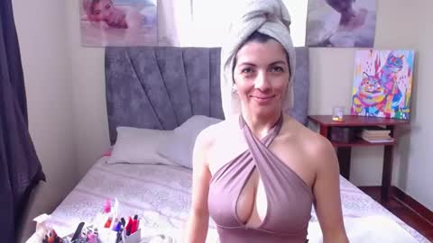 Snapshot of chanel_joliee chatting on 04-25-26, 03:09 chanel online show from 04-25-26, 03:09