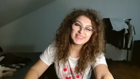 Stephanieblisss online show from 01-01-25, 09:20