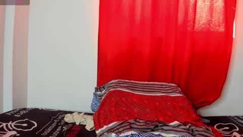 Snapshot of chanell15 chatting on 12-17-25, 04:24 Fabi online show from 12-17-25, 04:24