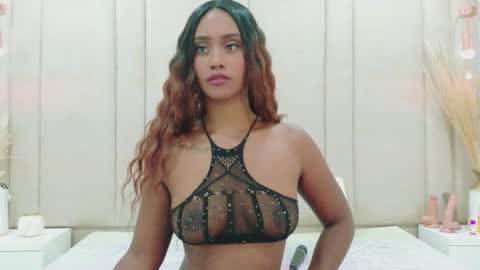 Snapshot of chantalblair chatting on 12-03-25, 09:02 Chantal Blair online show from 12-03-25, 09:02