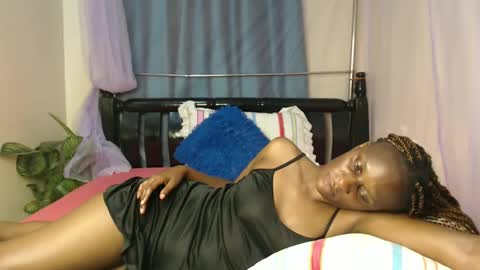 Chantel online show from 12-14-24, 09:13