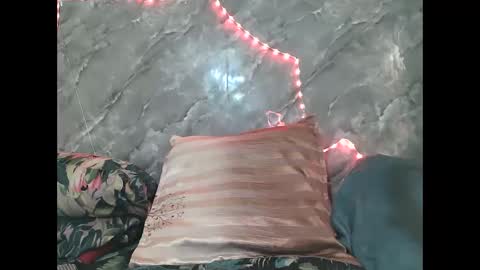 Zaria Vixen online show from 12-02-25, 11:48