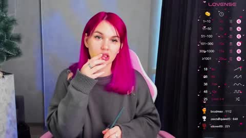 Snapshot of chaoka_ chatting on 12-09-24, 07:06 Suzanna Snow online show from 12-09-24, 07:06