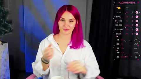 Snapshot of chaoka_ chatting on 12-10-24, 04:24 Suzanna Snow online show from 12-10-24, 04:24