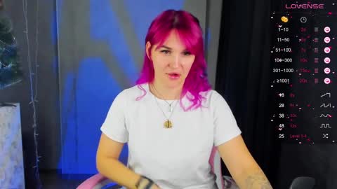 Snapshot of chaoka_ chatting on 12-24-24, 04:00 Suzanna Snow online show from 12-24-24, 04:00