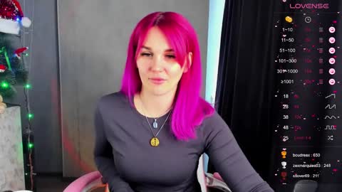 Snapshot of chaoka_ chatting on 12-27-24, 07:18 Suzanna Snow online show from 12-27-24, 07:18