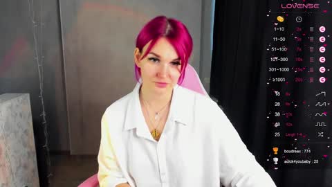 Snapshot of chaoka_ chatting on 12-28-24, 07:22 Suzanna Snow online show from 12-28-24, 07:22