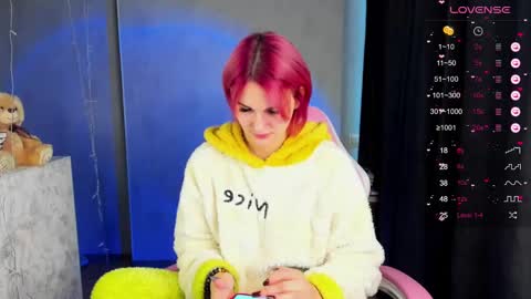 Snapshot of chaoka_ chatting on 01-30-25, 04:58 Suzanna Snow online show from 01-30-25, 04:58