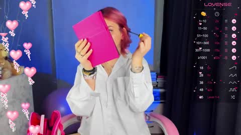 Snapshot of chaoka_ chatting on 02-15-25, 04:25 Suzanna Snow online show from 02-15-25, 04:25