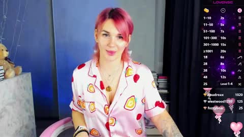 Snapshot of chaoka_ chatting on 02-16-25, 07:15 Suzanna Snow online show from 02-16-25, 07:15