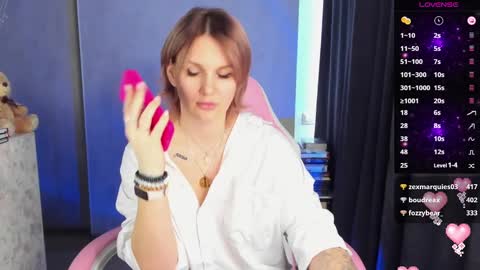 Snapshot of chaoka_ chatting on 02-26-25, 07:42 Suzanna Snow online show from 02-26-25, 07:42