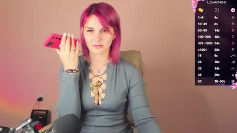 Snapshot of chaoka_ chatting on 10-21-25, 05:08 Suzanna Snow online show from 10-21-25, 05:08