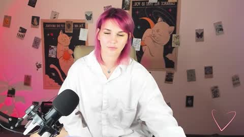 Snapshot of chaoka_ chatting on 10-24-25, 05:04 Suzanna Snow online show from 10-24-25, 05:04