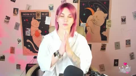 Snapshot of chaoka_ chatting on 10-29-25, 03:20 Suzanna Snow online show from 10-29-25, 03:20