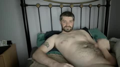 Snapshot of chaosdaddave chatting on 12-16-24, 02:49 David online show from 12-16-24, 02:49