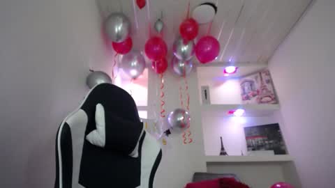 charis 2 online show from 11-13-25, 08:08