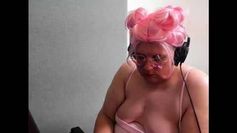 Snapshot of charisofthethreshold chatting on 11-18-25, 07:35 charisofthethreshold online show from 11-18-25, 07:35