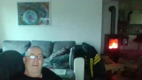 charles6064 online show from 11-18-25, 07:13