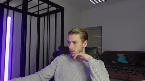 CHARLES SINS online show from 02-06-25, 04:47