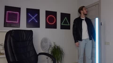 CHARLES SINS online show from 02-08-25, 02:27